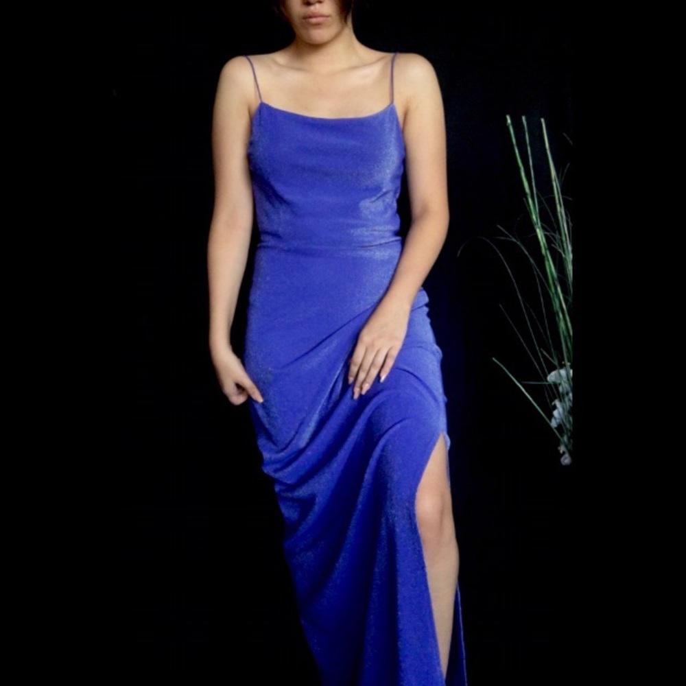 Long Blue 90’s inspired prom dress